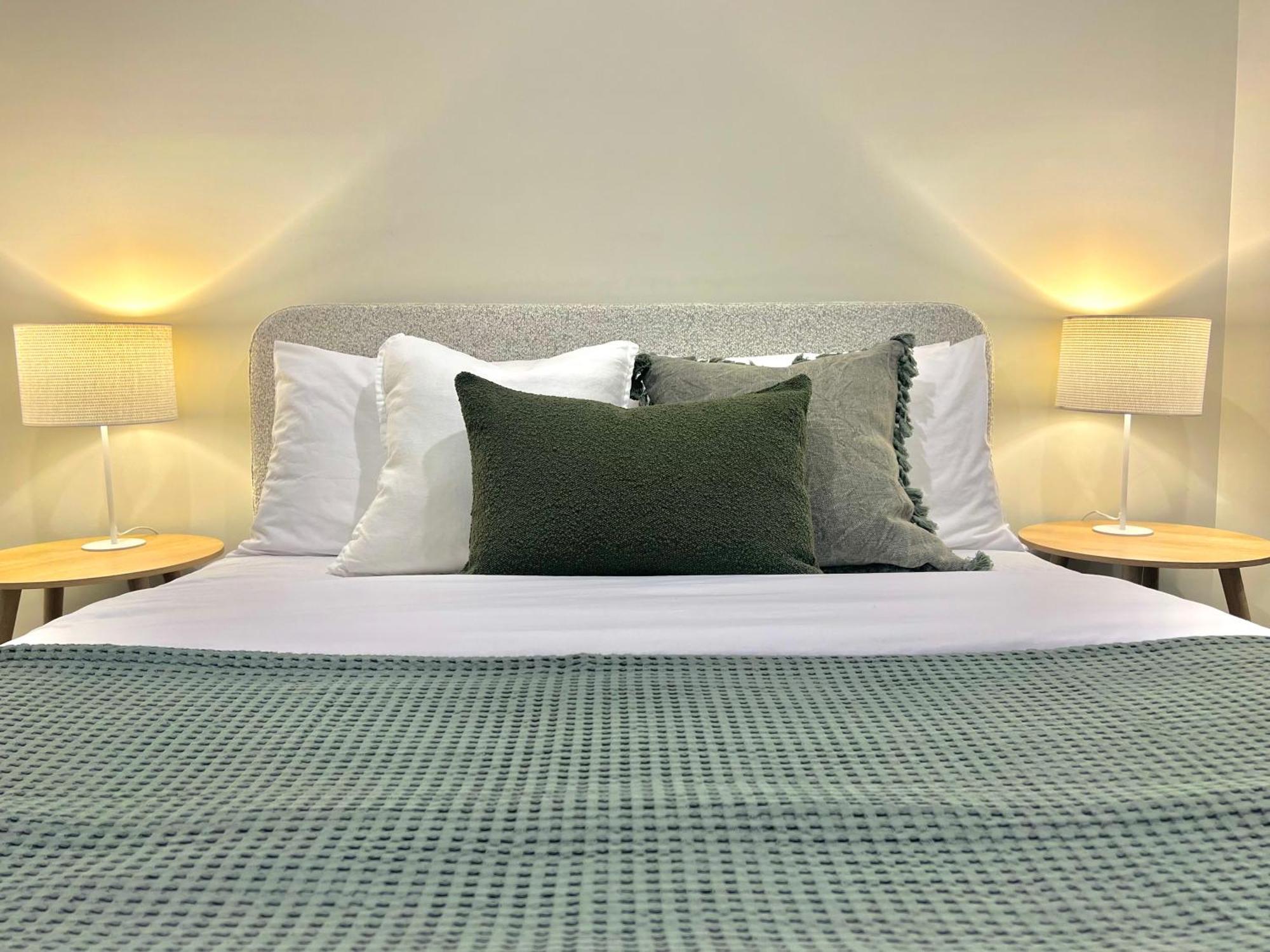 Harbour Towers, Newcastle'S Elite Apartment Stays, Free Parking & Tram Access Exterior foto