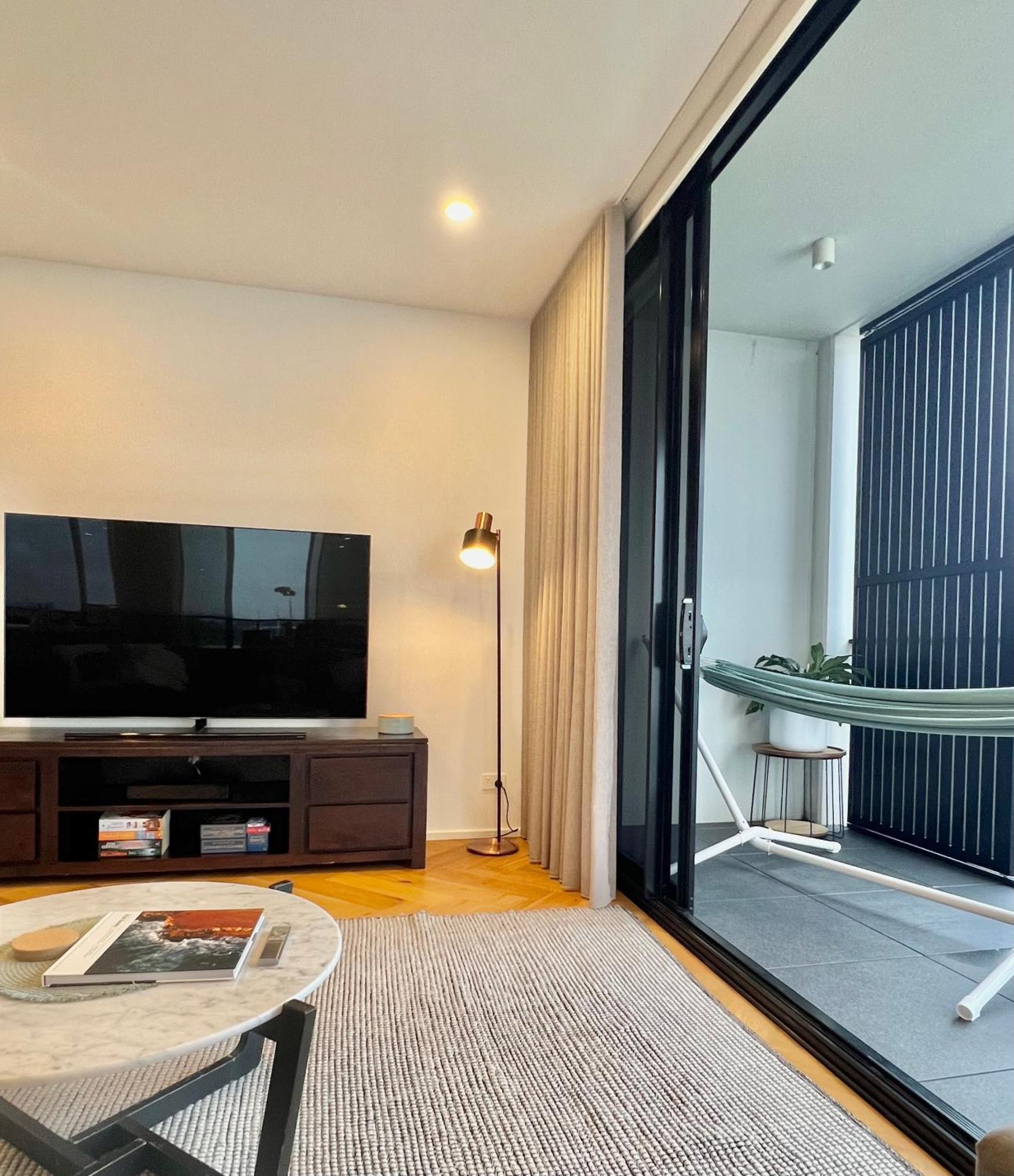 Harbour Towers, Newcastle'S Elite Apartment Stays, Free Parking & Tram Access Exterior foto
